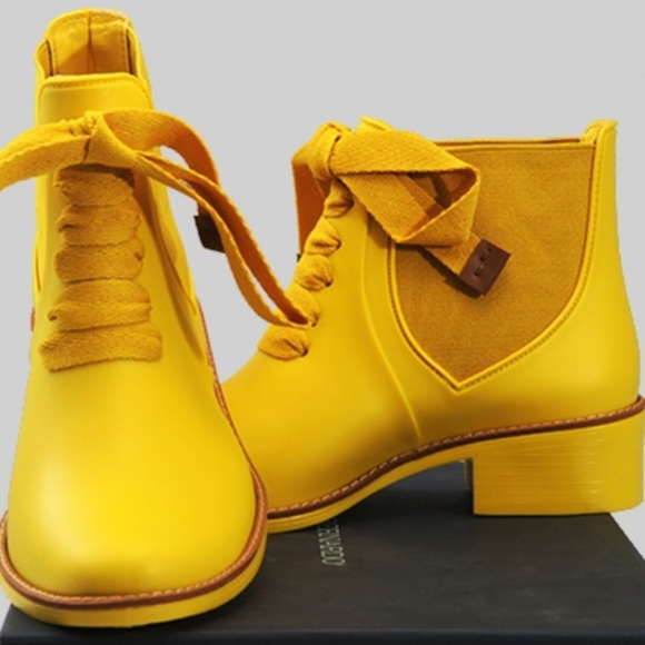 bernardo lacey rain boots